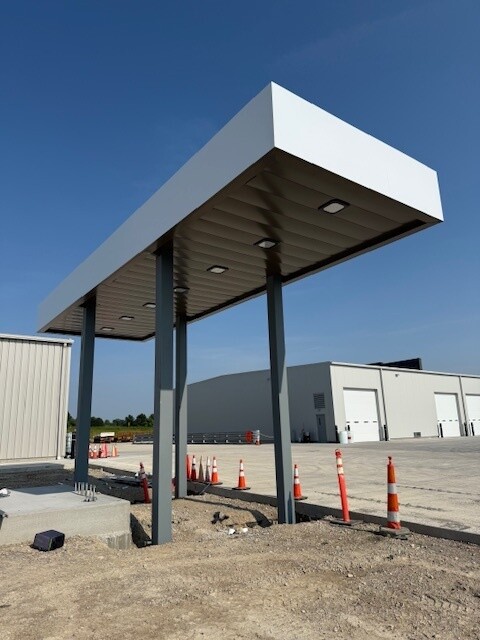 2024 OW Larson Norwalk OH Bronze deck